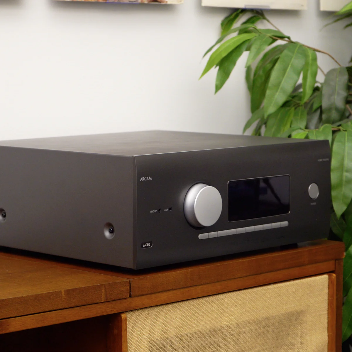 Arcam AV40 AV Processor - Image 11