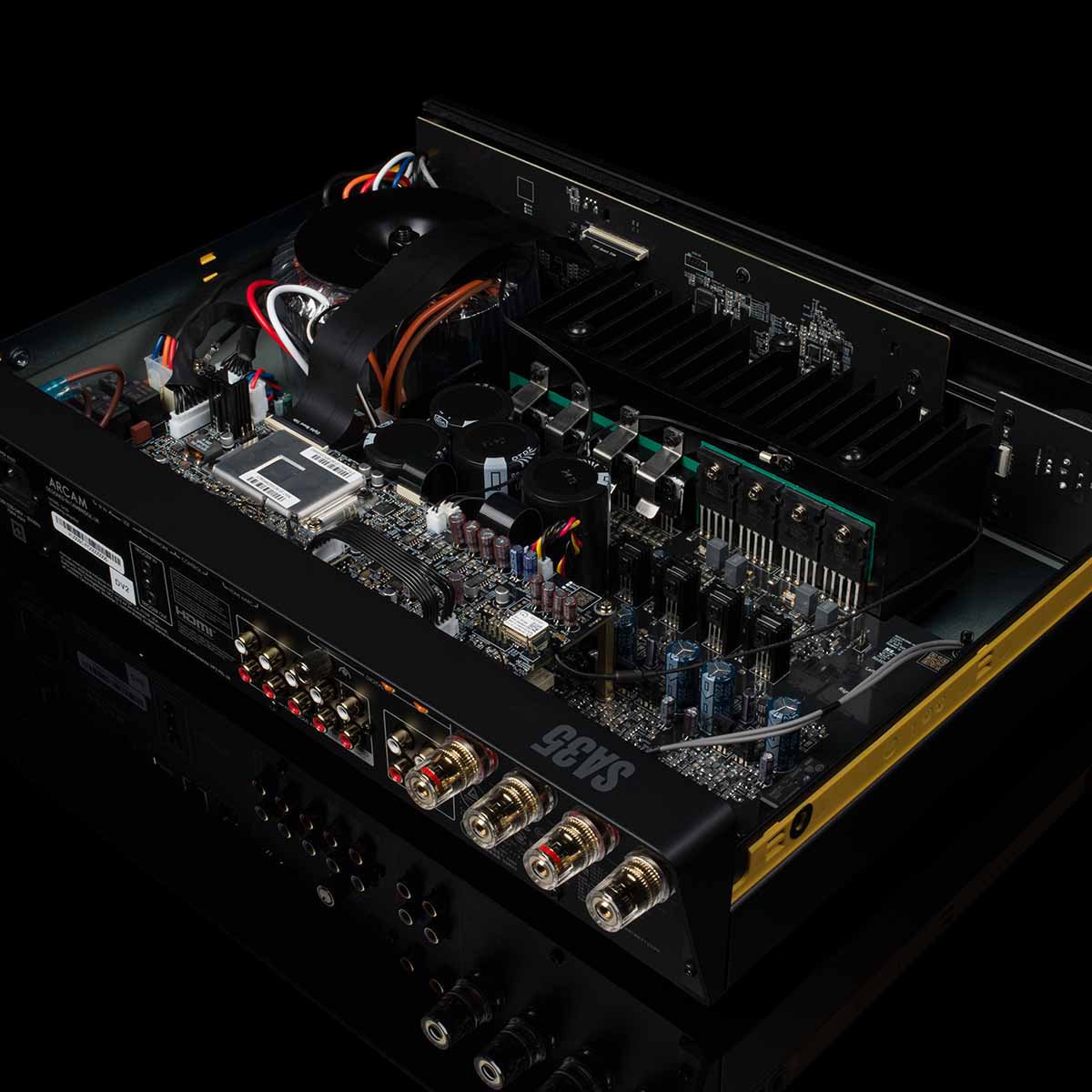 ARCAM SA35 Streaming Integrated Amplifier - Image 9