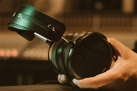 Audeze MM-500 Open-Back Planar Magnetic Over-Ear Headphones - Image 9