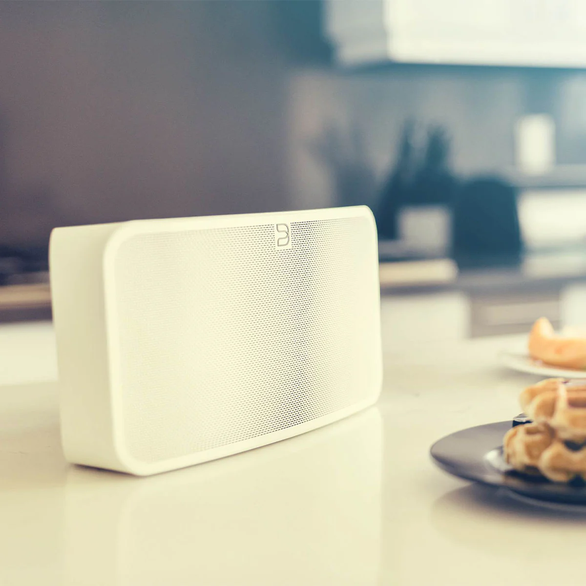 Bluesound Pulse Mini 2i Compact All-In-One Streaming Speaker - Image 14