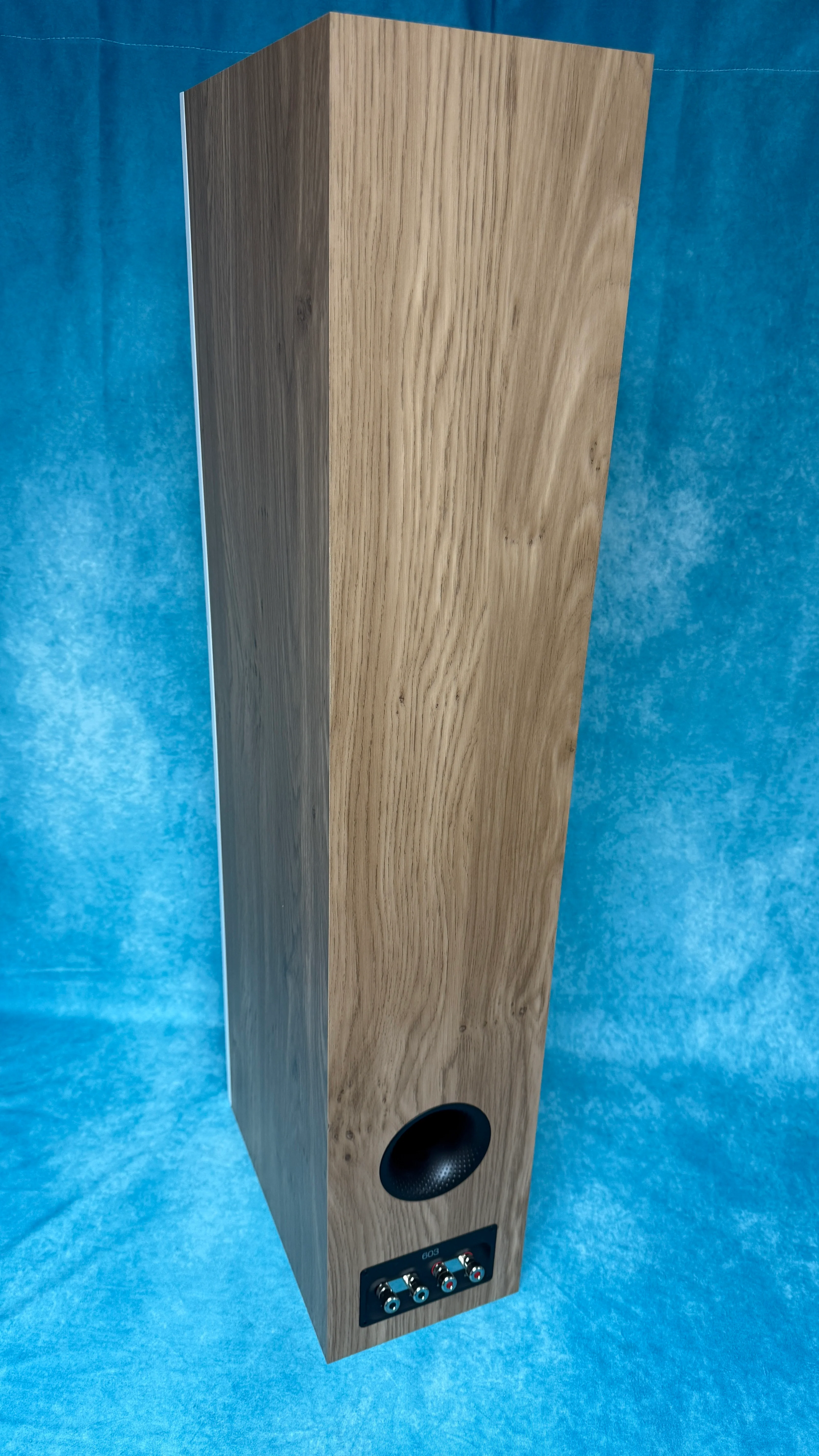 Bowers & Wilkins 603 S3 Floorstanding Speaker - Oak - Image 6