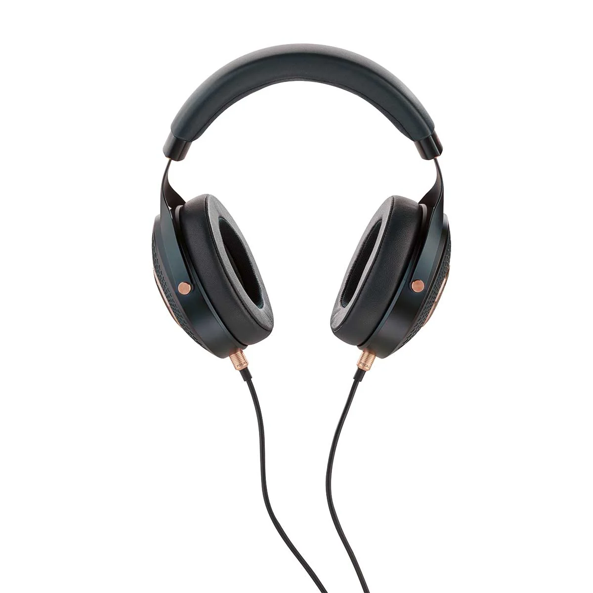Focal Celestee Closed-Back Headphones - Image 4