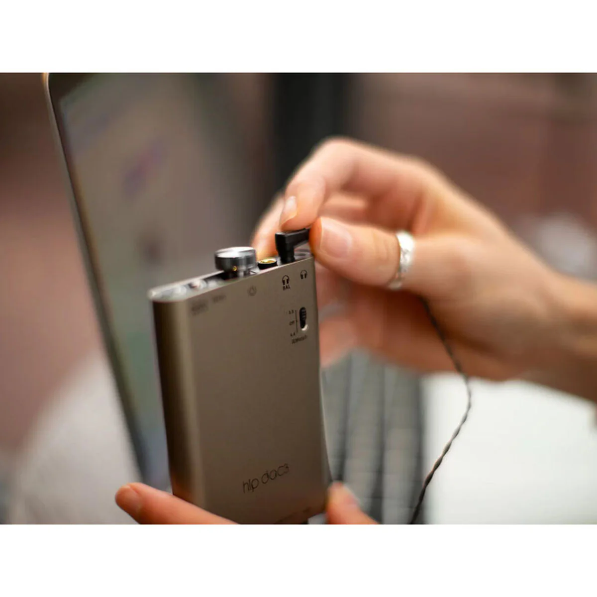iFi Audio hip-dac 3 Portable USB DAC and Headphone Amplifier - Image 7
