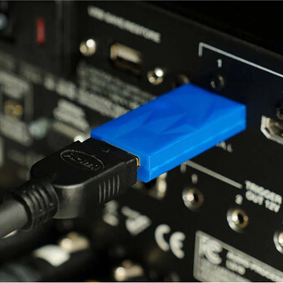 iFi HDMI iSilencer - HDMI Noise Filter with Surge Protection - Image 9