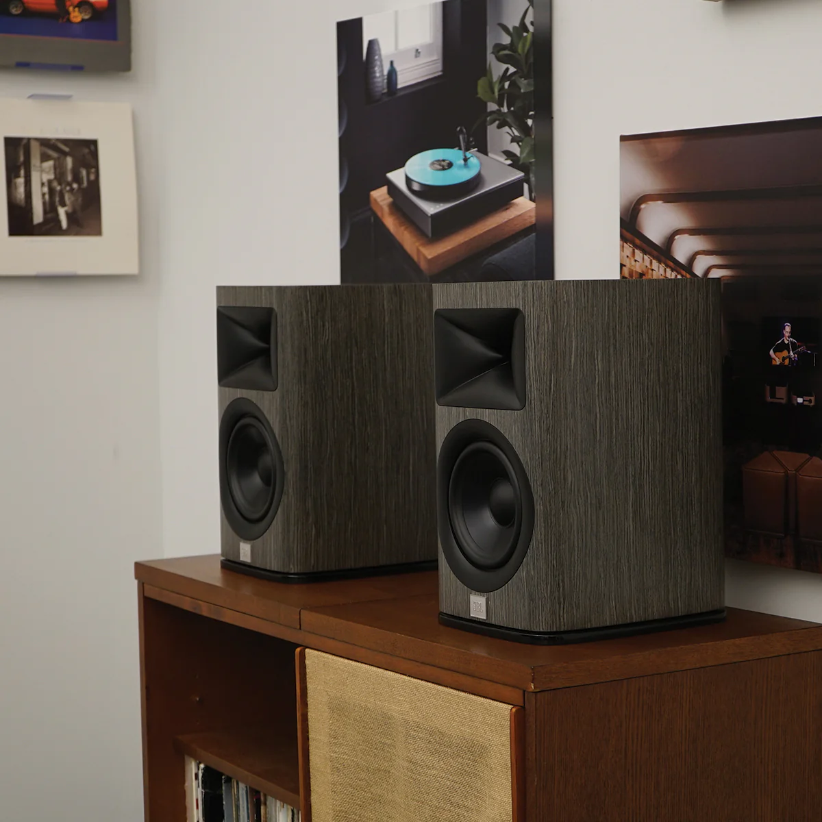 JBL OPEN BOX HDI-1600 2-Way Bookshelf Loudspeaker - Gloss Black - Each - Image 27
