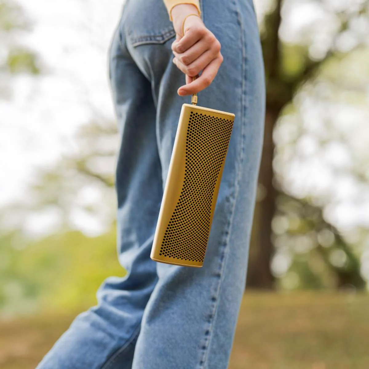 KEF Muo Portable Bluetooth Speaker - Image 37