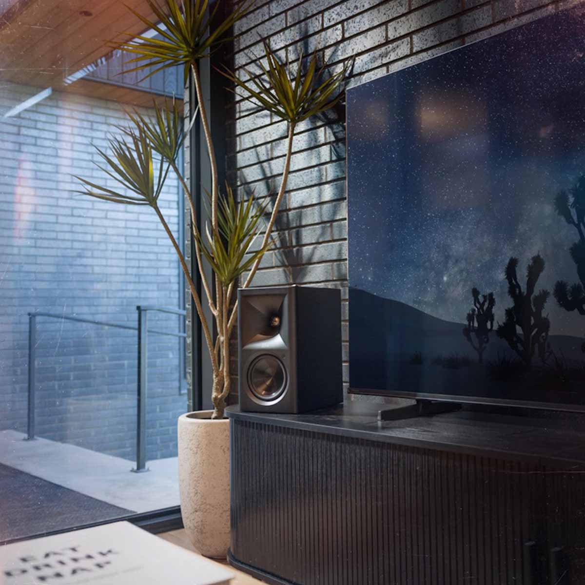 Klipsch The Fives II Dolby Atmos 5.25" Powered Speakers - Pair - Image 31