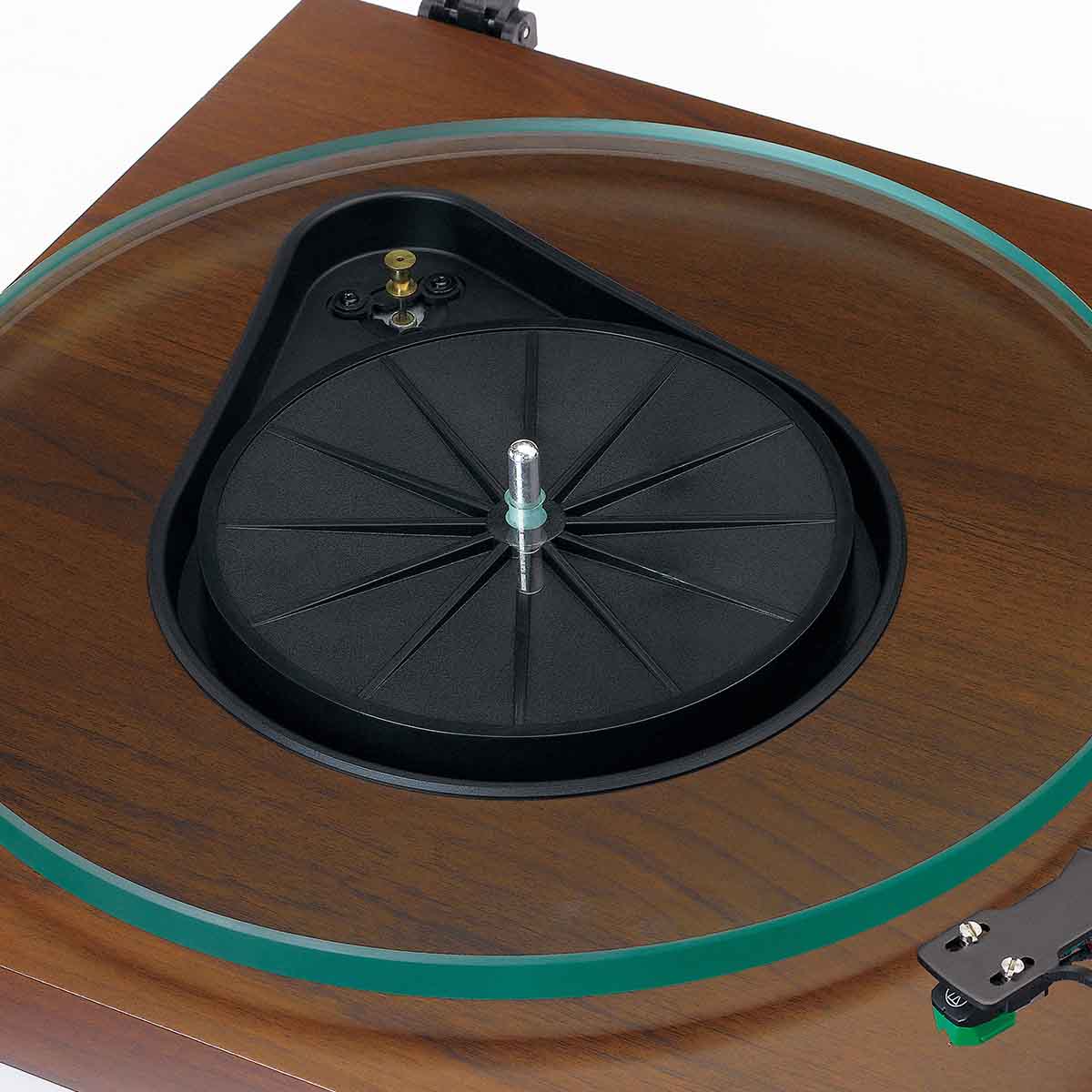 Lenco LBT-225 Bluetooth Turntable w/ Glass Platter and AT-VM95E Cartridge - Image 10