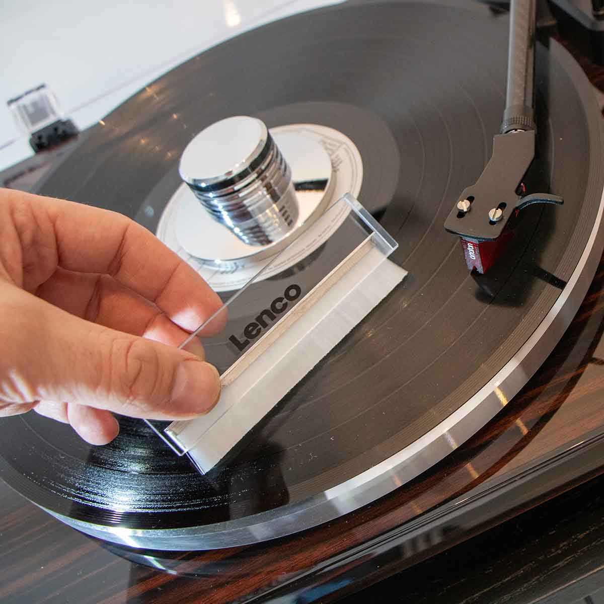 Lenco TTA-12IN1PRO Professional 12-in-1 Turntable Setup and Record Cleaning Kit - Image 19