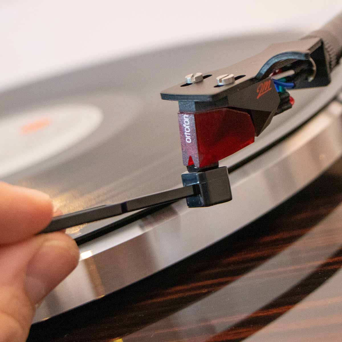 Lenco TTA-12IN1PRO Professional 12-in-1 Turntable Setup and Record Cleaning Kit - Image 20