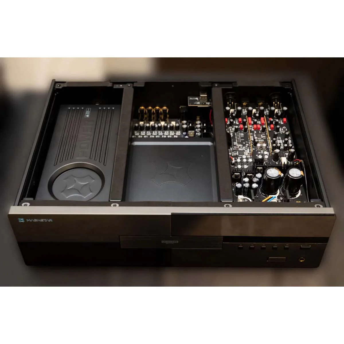 MAGNETAR UDP900 MKI 4K REFERENCE Blu-ray Ultra HD Player - Image 4
