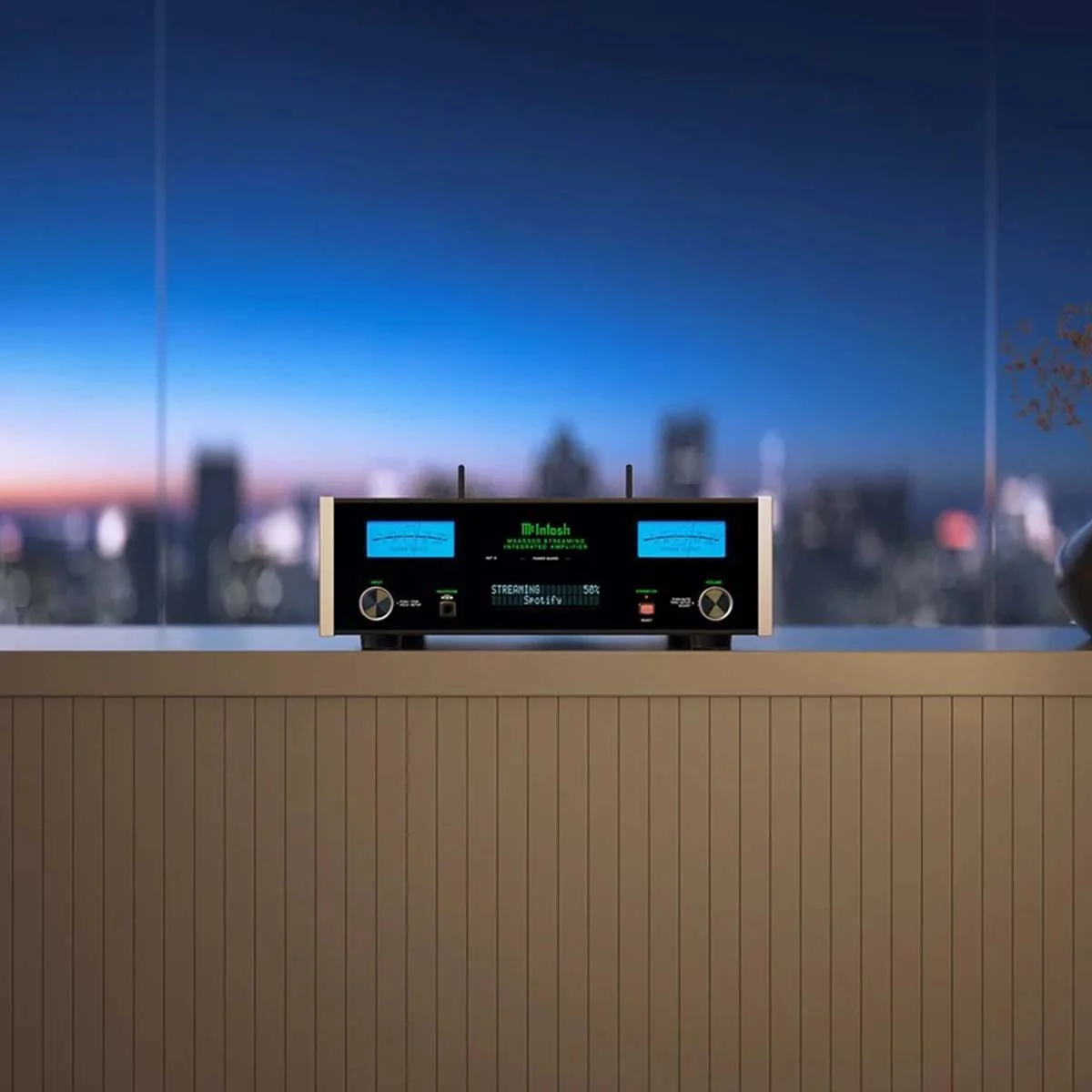 McIntosh MSA5500 Streaming Integrated Amplifier - Image 6