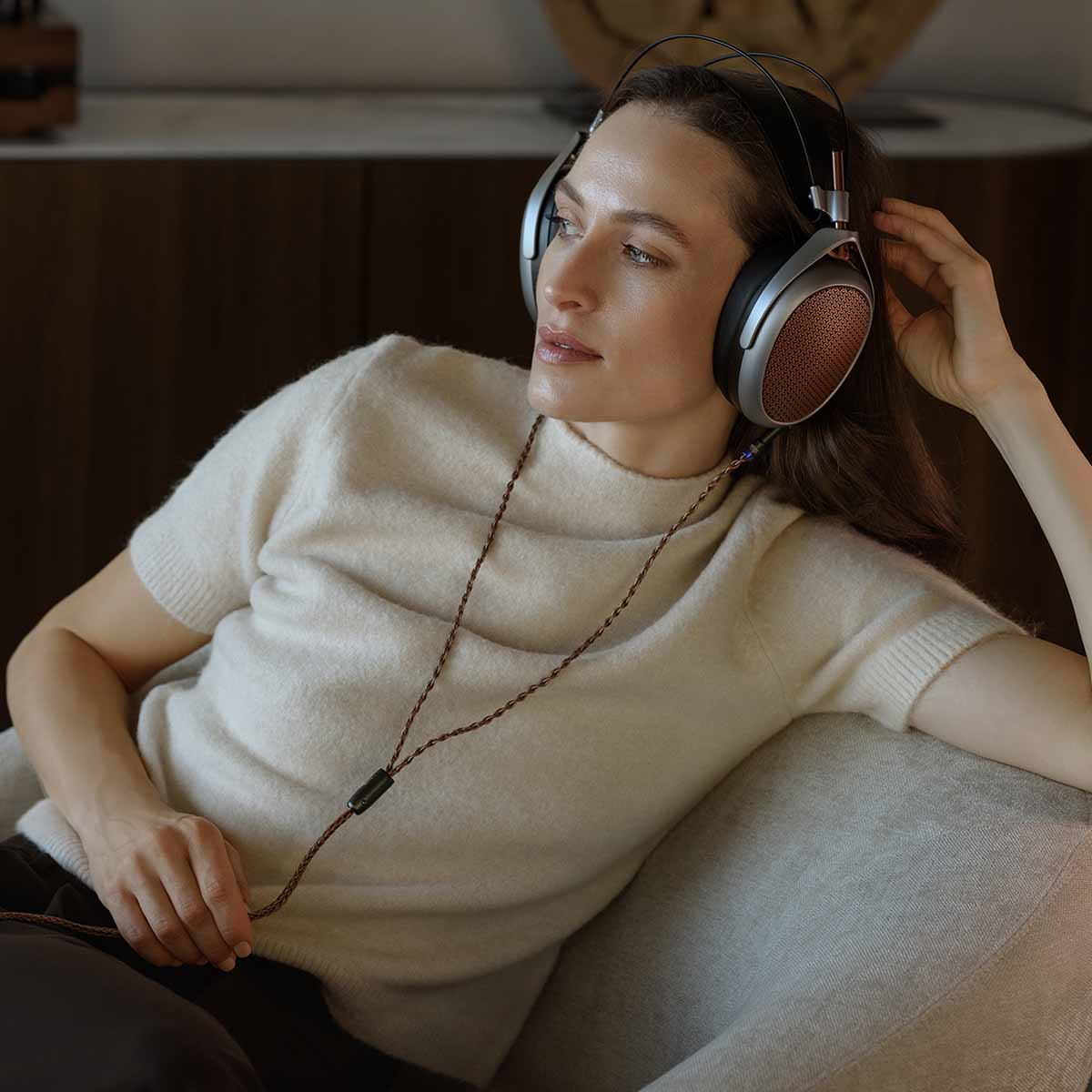 Meze Audio Poet High-Performance Planar-Magnetic Headphones - Image 14