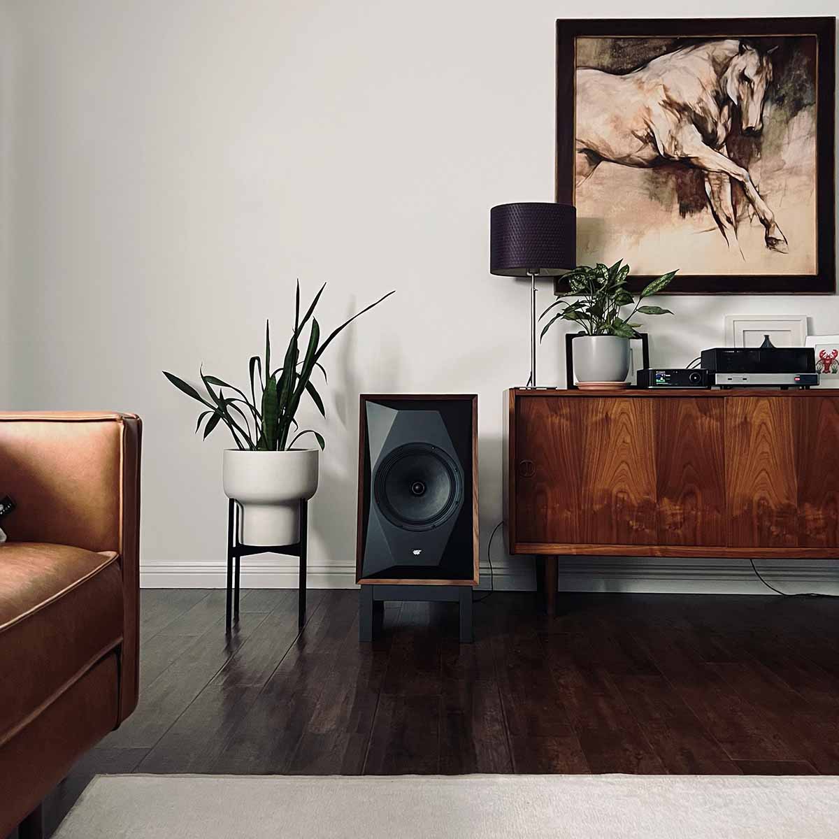 MoFi Electronics SourcePoint 10 Master Edition Bookshelf Speakers - Pair - Image 5