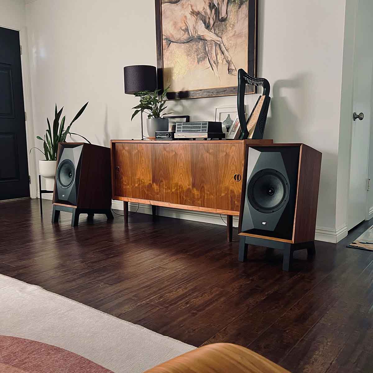 MoFi Electronics SourcePoint 10 Master Edition Bookshelf Speakers - Pair - Image 6
