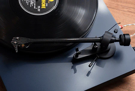 Pro-ject Debut Carbon Evo - Image 17