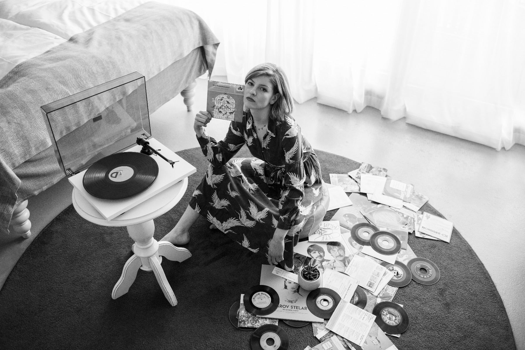 Pro-Ject T1 Turntable - Image 5
