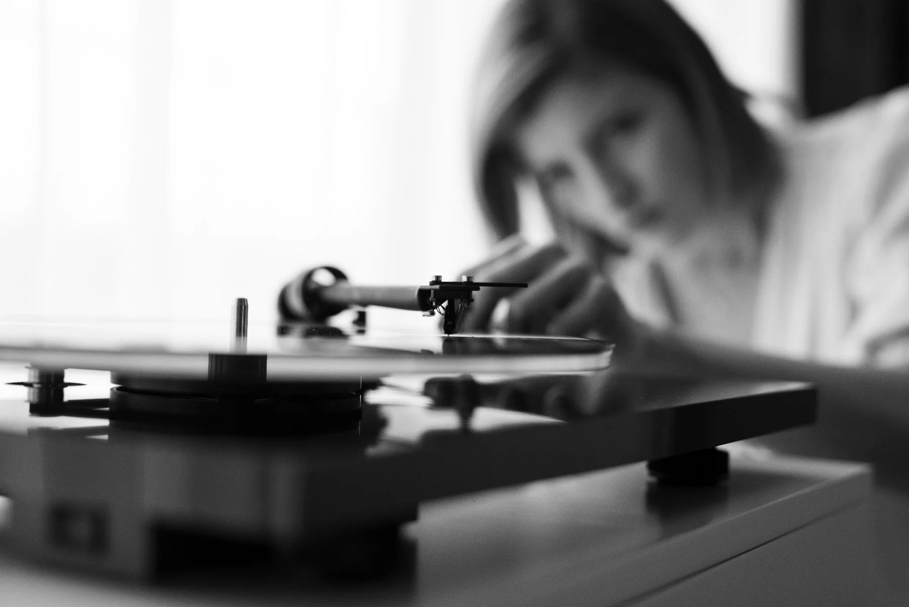 Pro-Ject T1 Turntable - Image 7