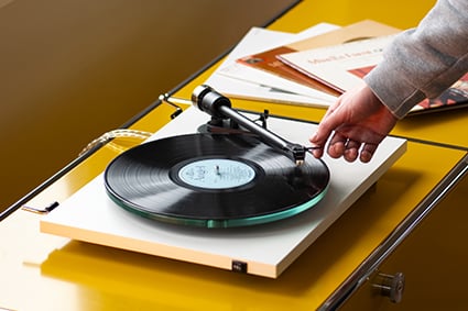Pro-Ject T2 Hi-Fi Turntable - Image 10