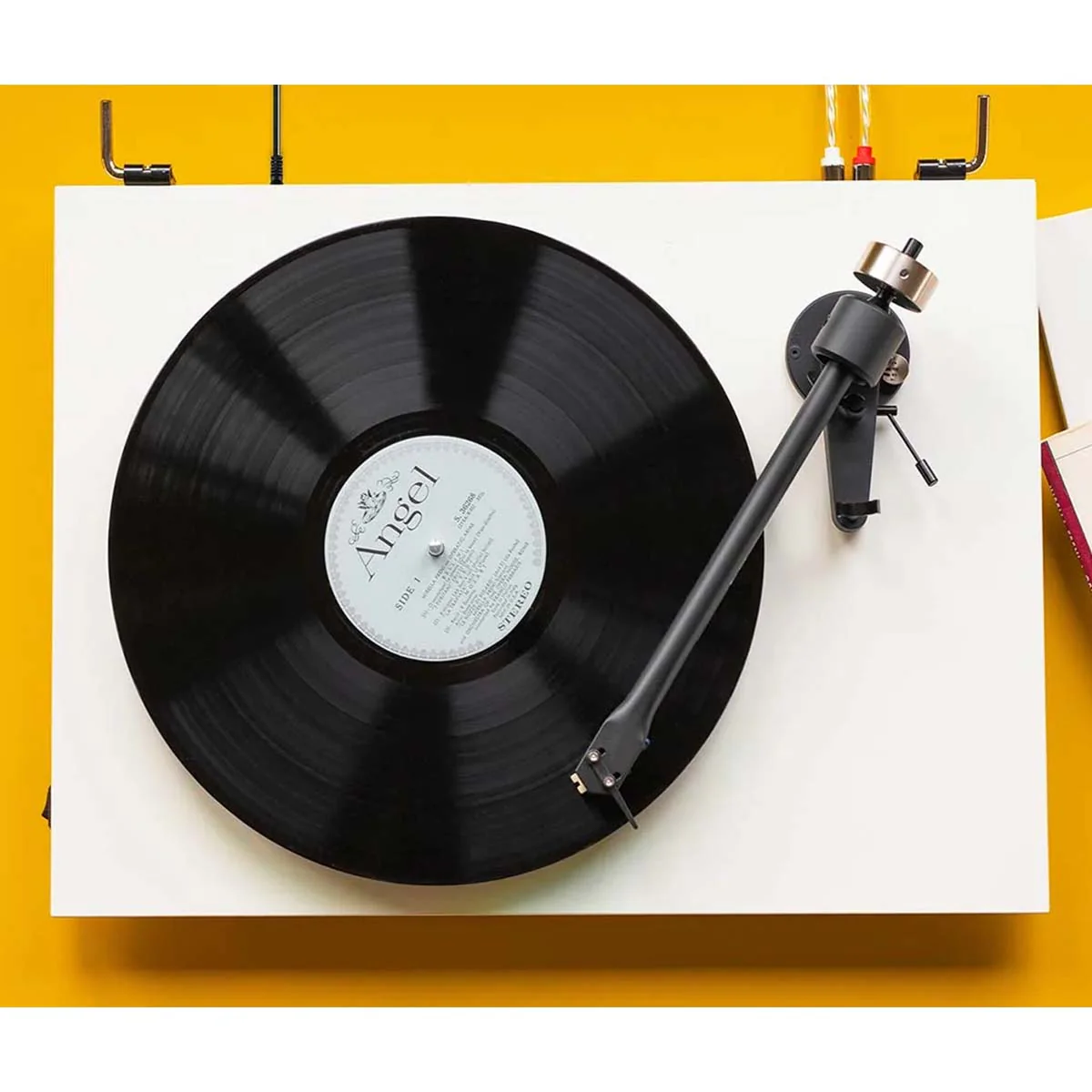 Pro-Ject T2 Hi-Fi Turntable - Image 4