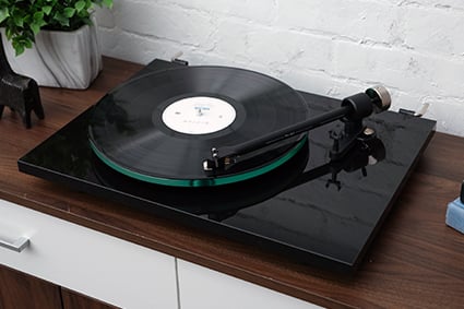 Pro-Ject T2 Hi-Fi Turntable - Image 8