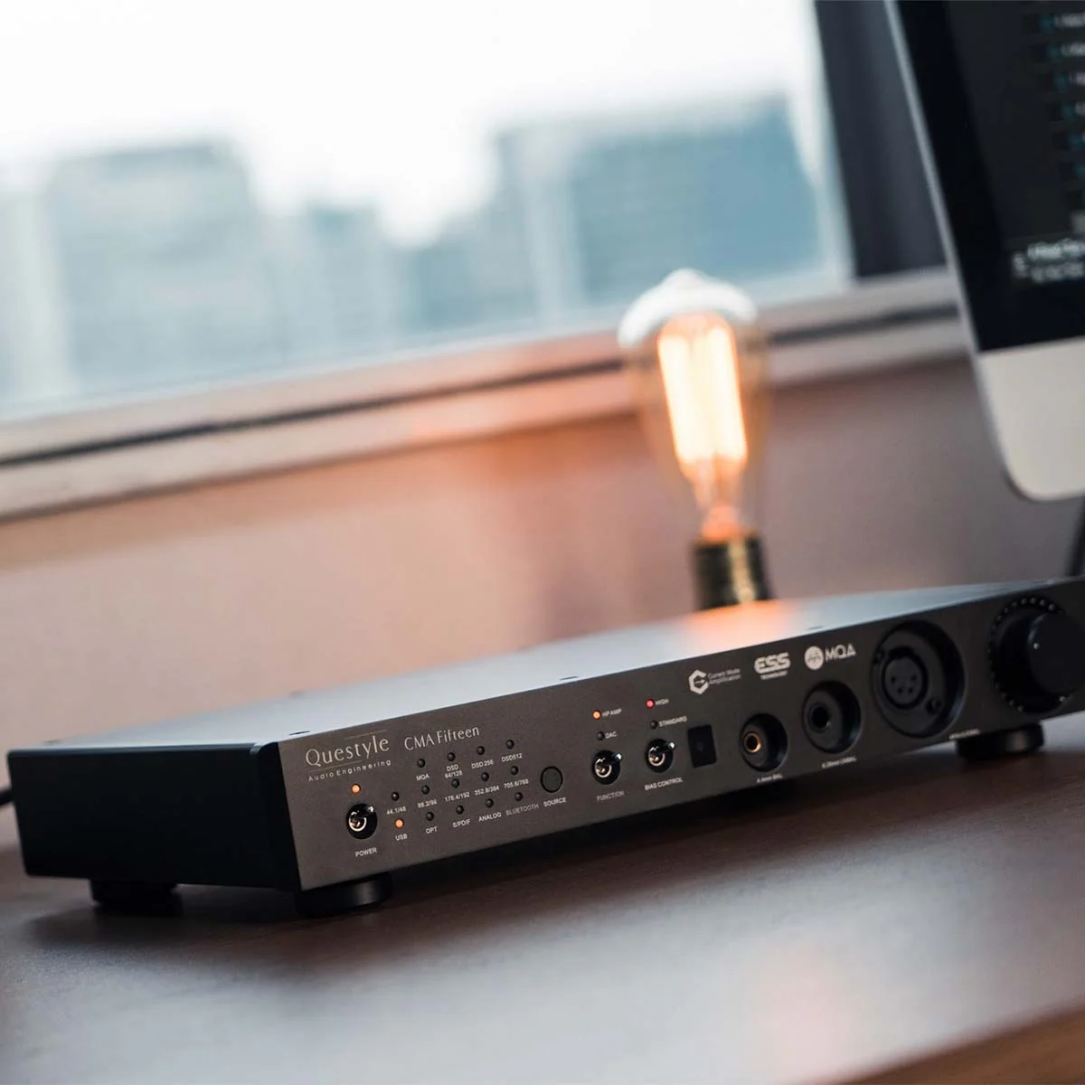 Questyle CMA Fifteen DAC & Headphone Amplifier - Image 3