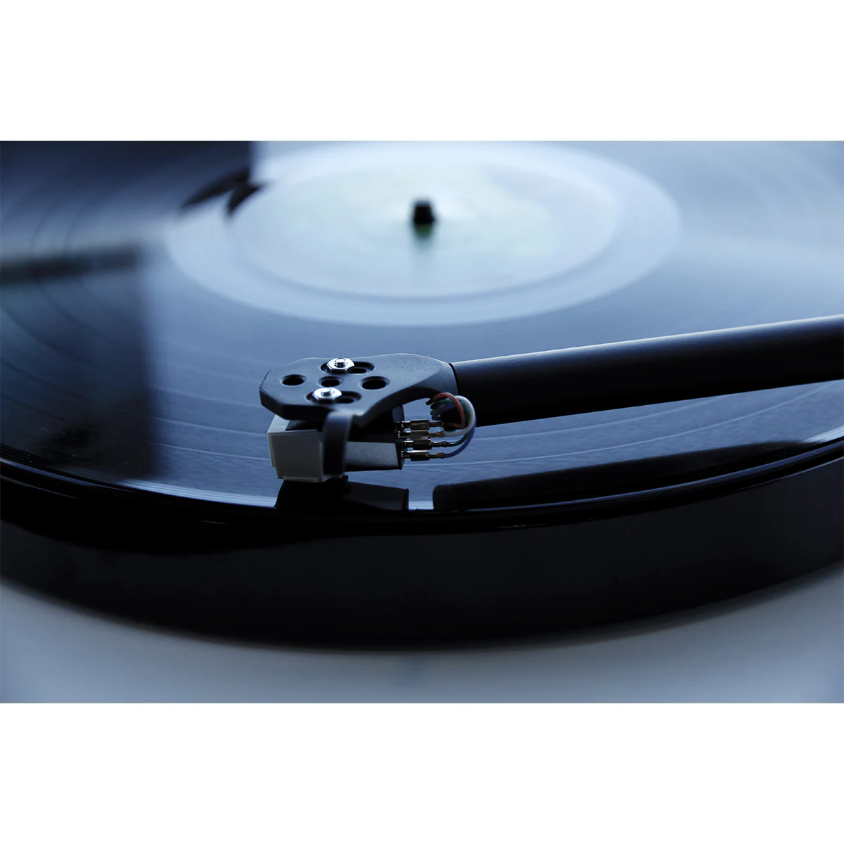 Rega Planar 1 PLUS Turntable - Image 11