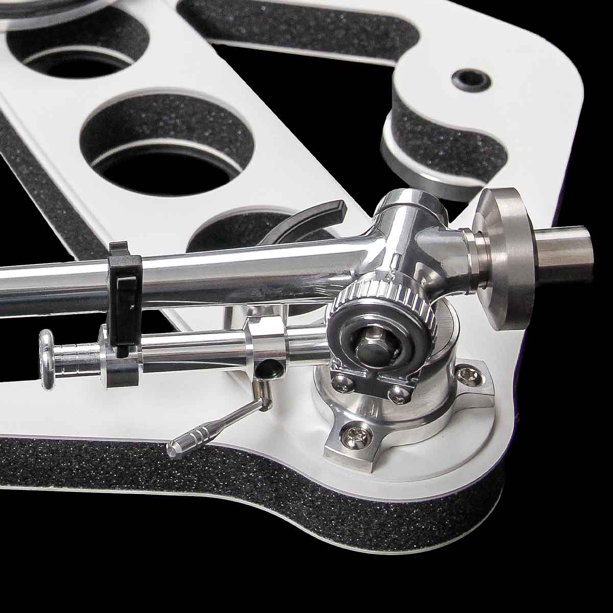 Rega Planar 10 Turntable - Image 21