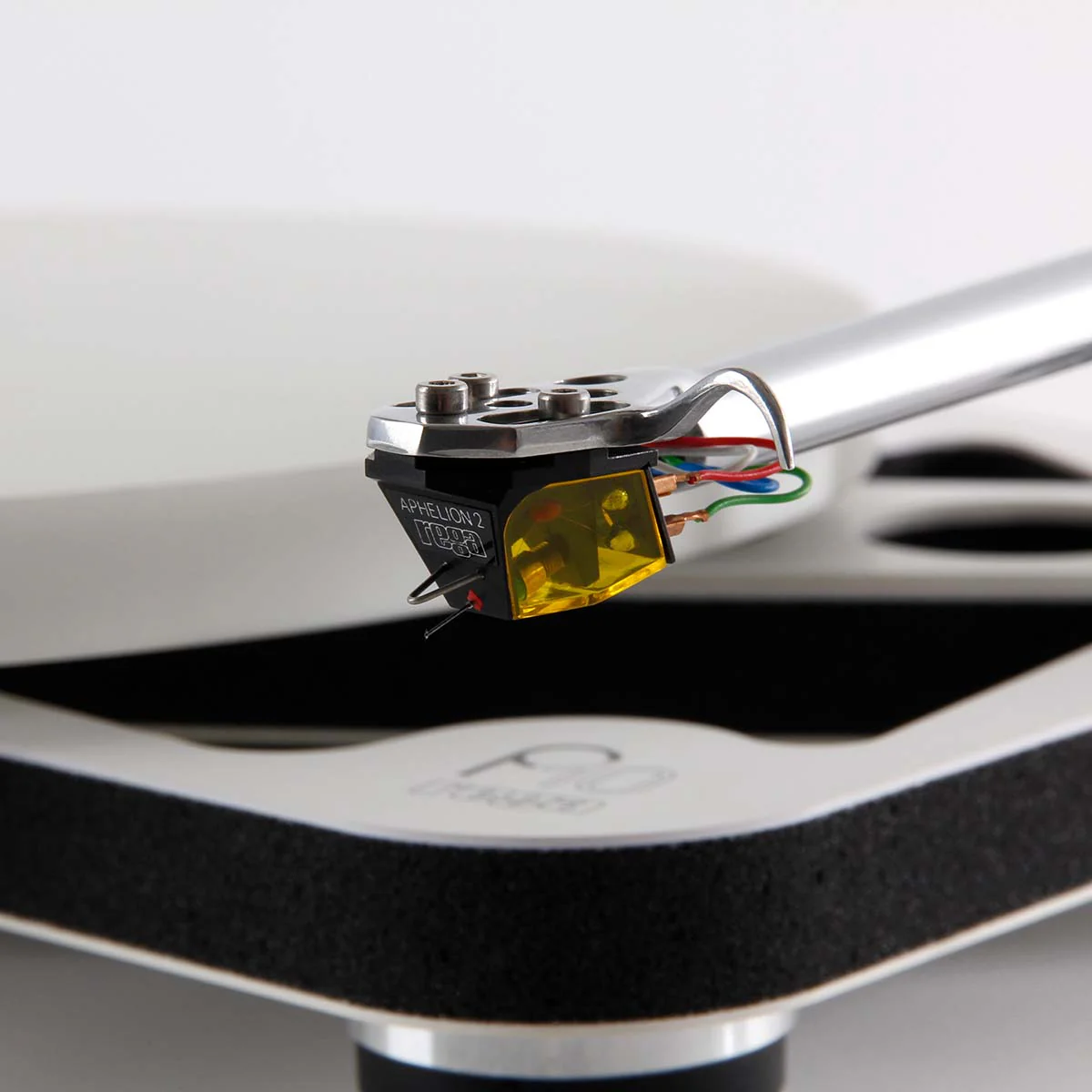 Rega Planar 10 Turntable - Image 27