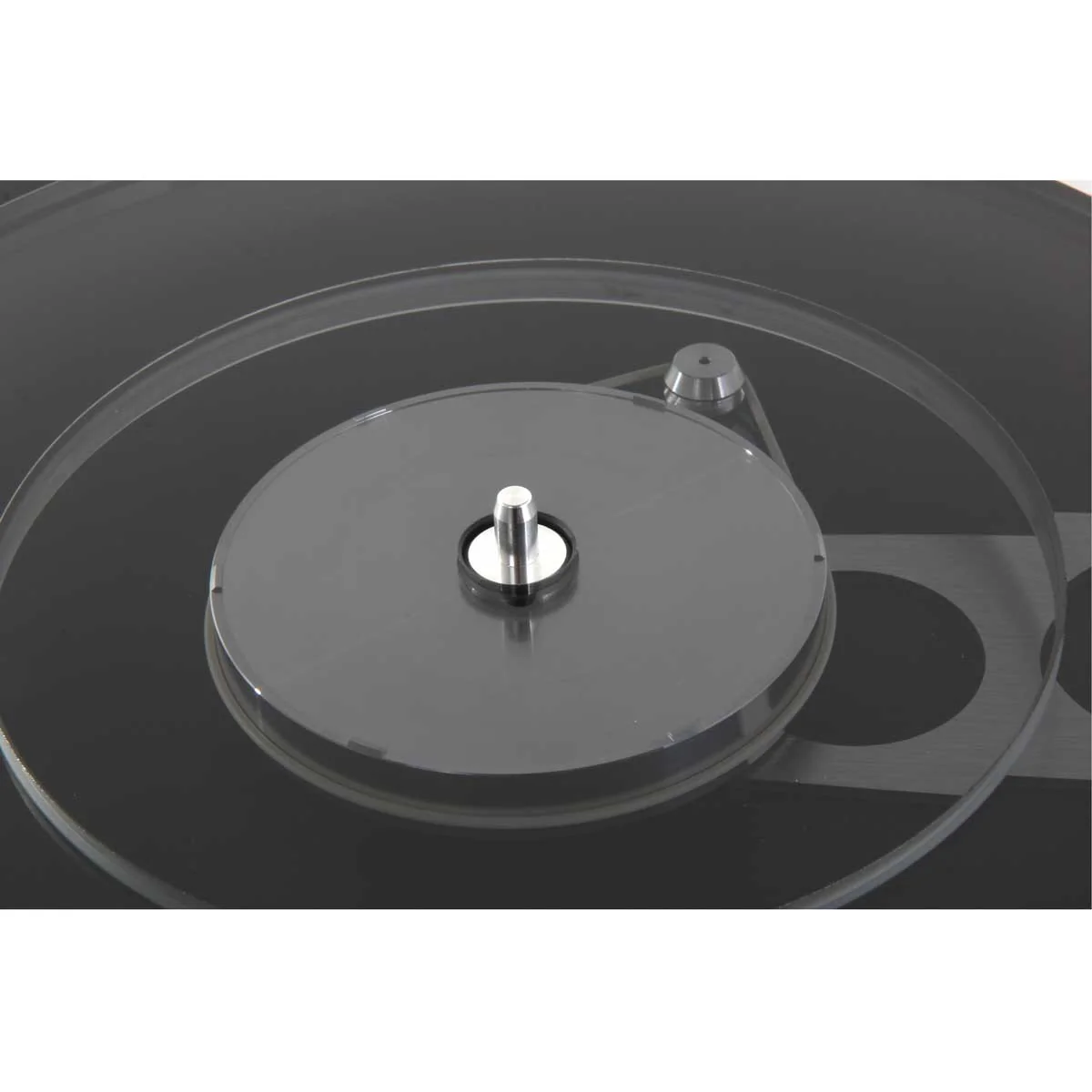 Rega Planar 6 Turntable - Image 3