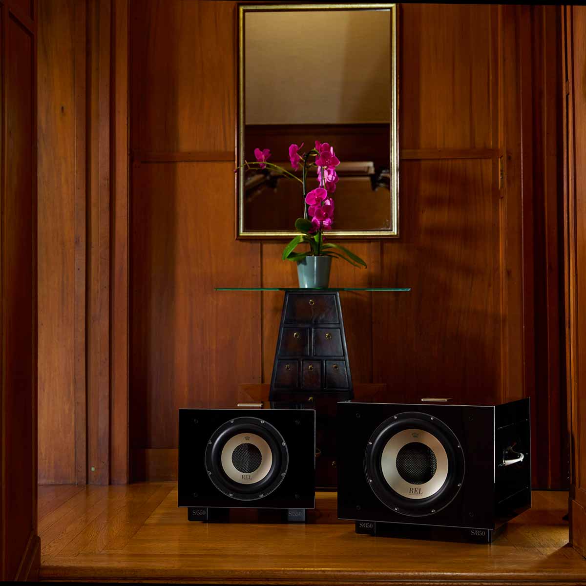 REL Acoustics S/850 Subwoofer - Image 4