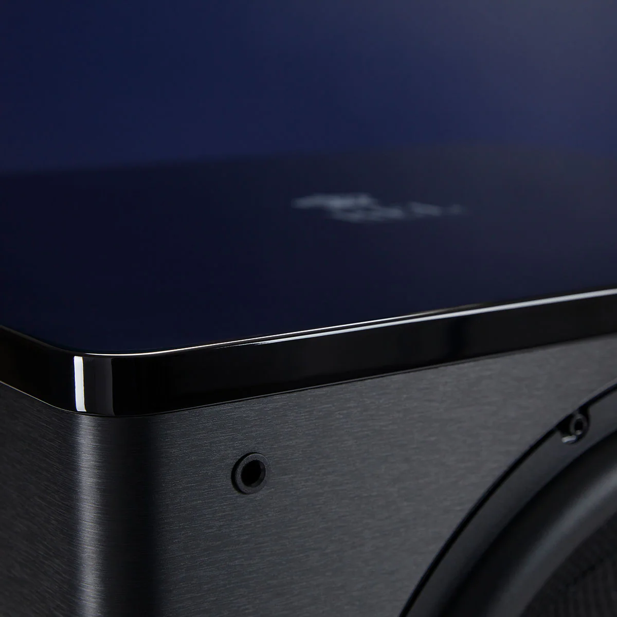 REL HT/1510 Predator II Subwoofer - Image 9
