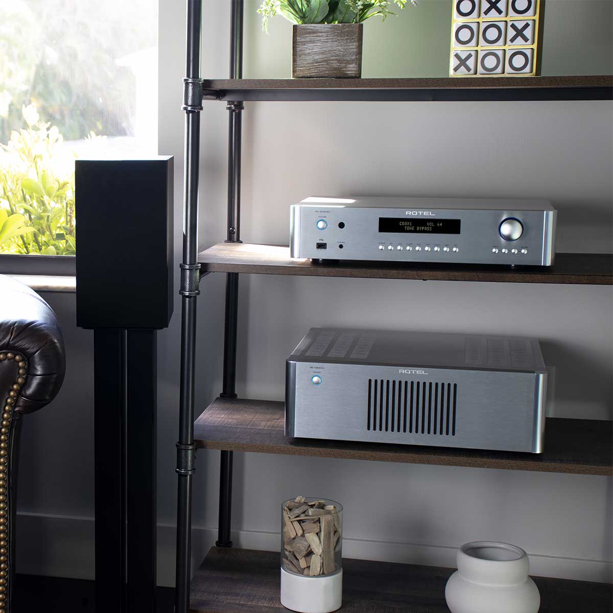 Rotel RC-1572 MKII Stereo Preamplifier - Image 5