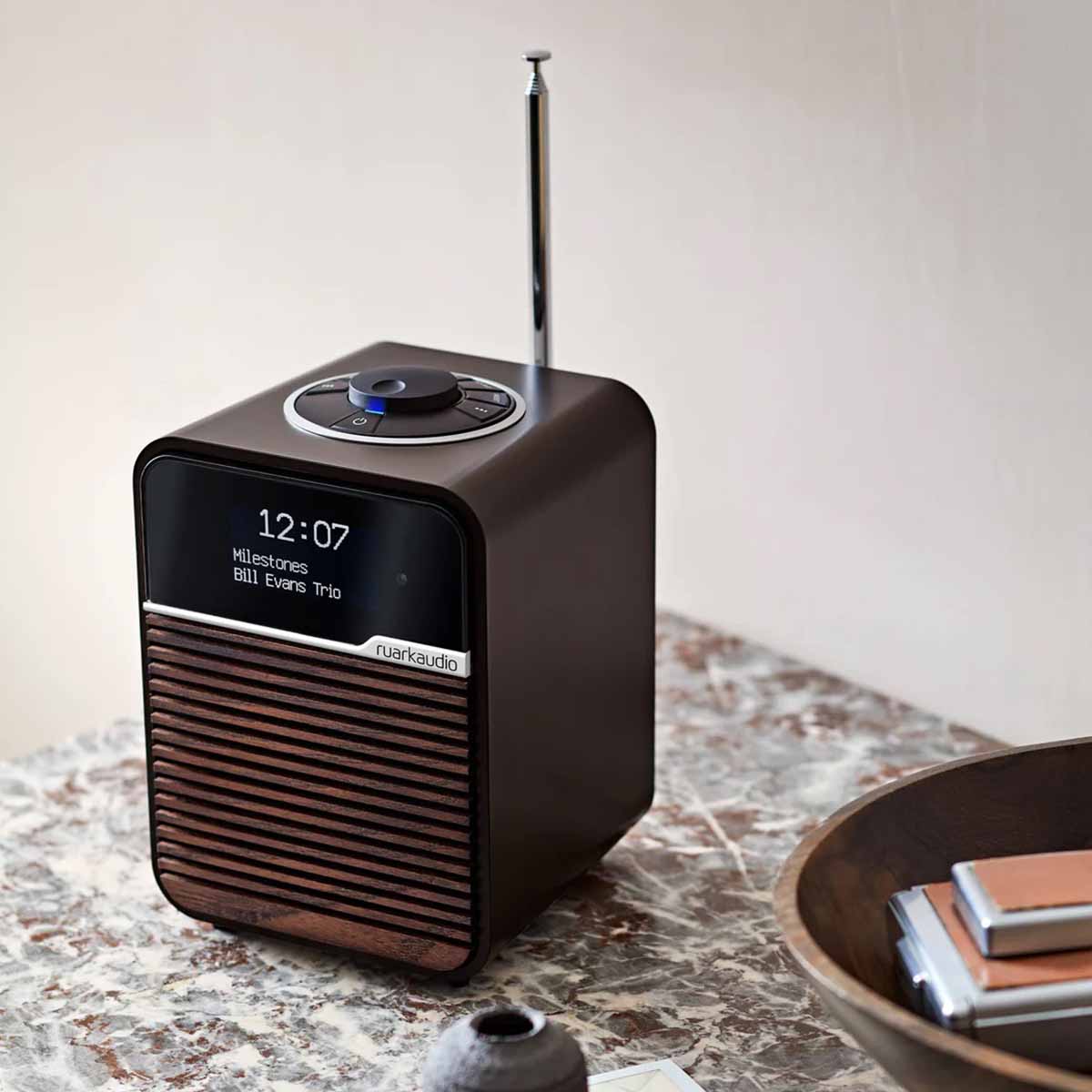 Ruark Audio R1 Mk4 Deluxe Bluetooth Radio - Image 6