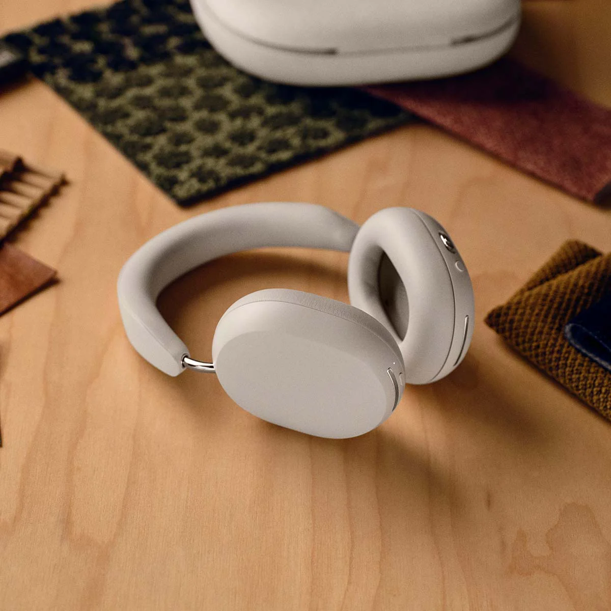 Sonos Ace Wireless Bluetooth Headphones w/ Active Noise Cancellation - Image 3