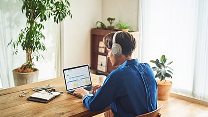 Sony WH-1000XM4 Wireless Over-Ear Headphones - Image 40