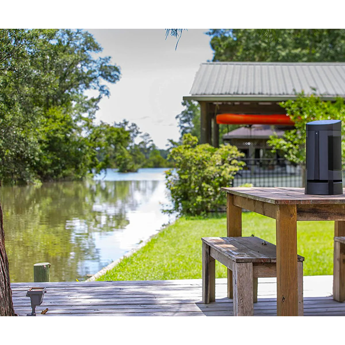 SoundCast VG5 Waterproof Portable Bluetooth Speaker - Image 4