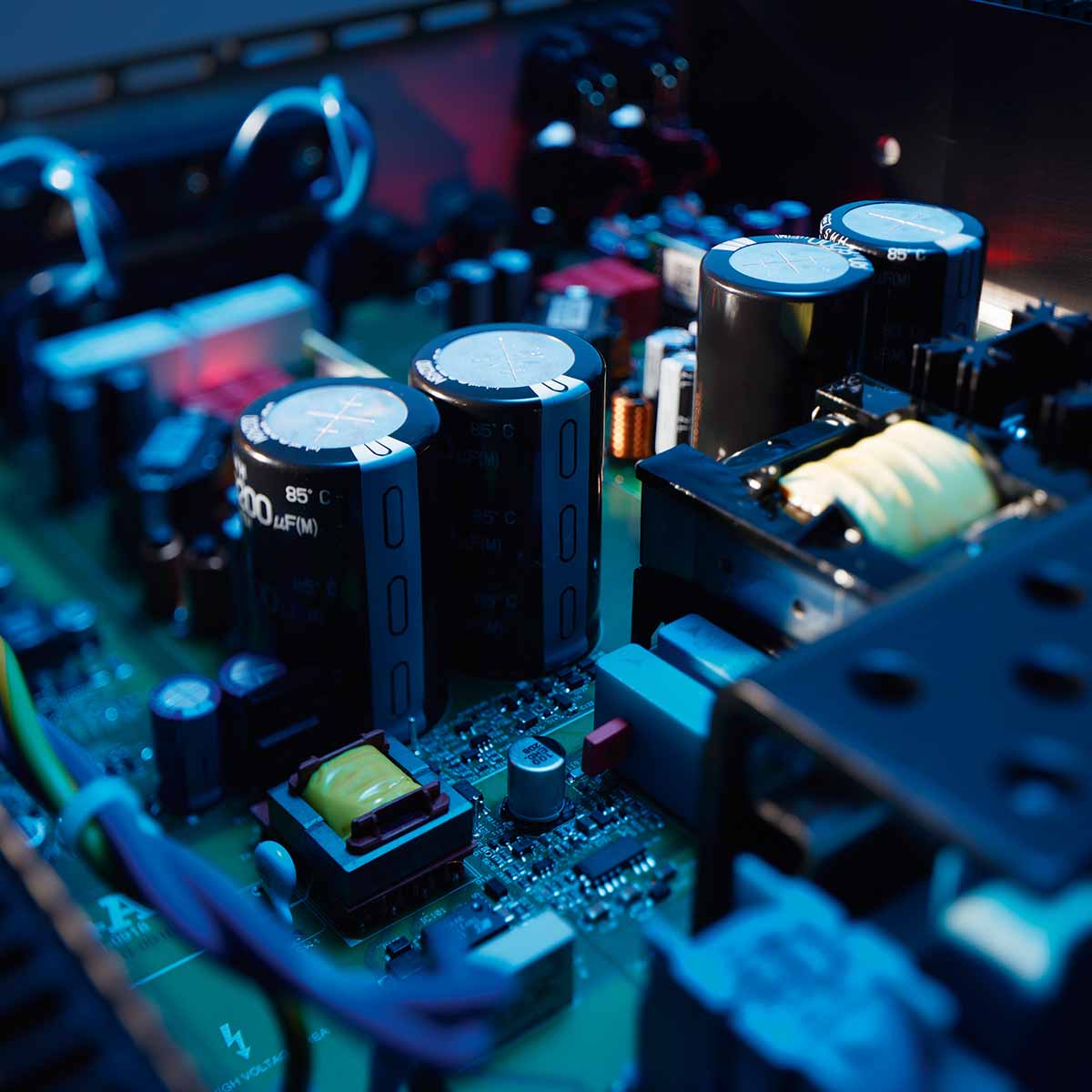 T+A A 200 Stereo Power Amplifier - Image 4