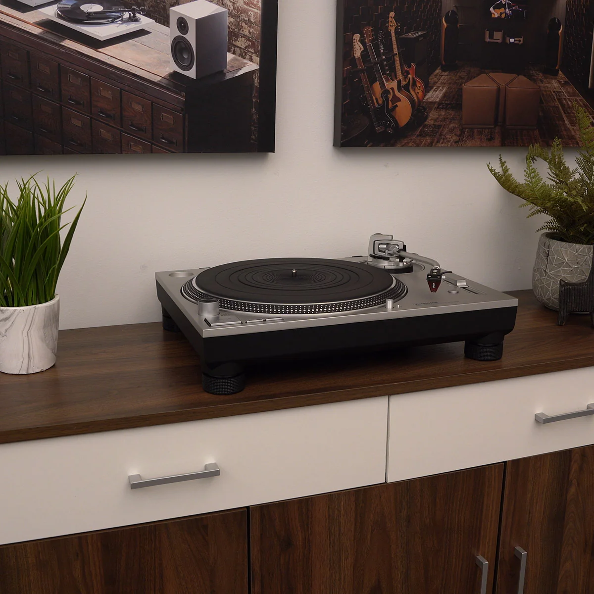 Technics SL-1200GR Single Rotor Coreless Turntable - Image 13