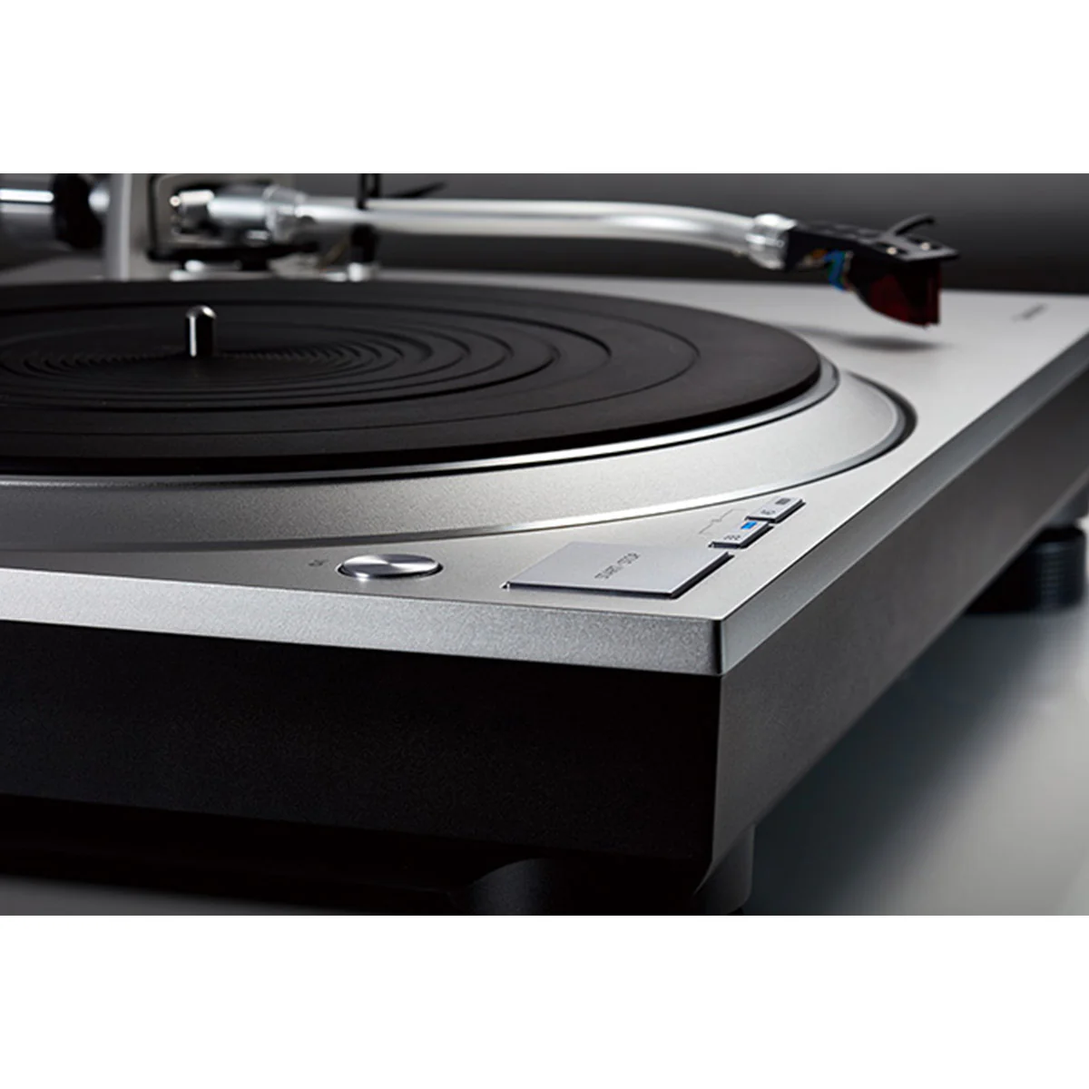 Technics SL-1500C Turntable w/ Built-in Preamp & Cartridge - Image 15