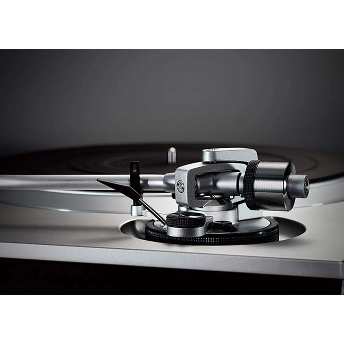 Technics SL-1500C Turntable w/ Built-in Preamp & Cartridge - Image 6