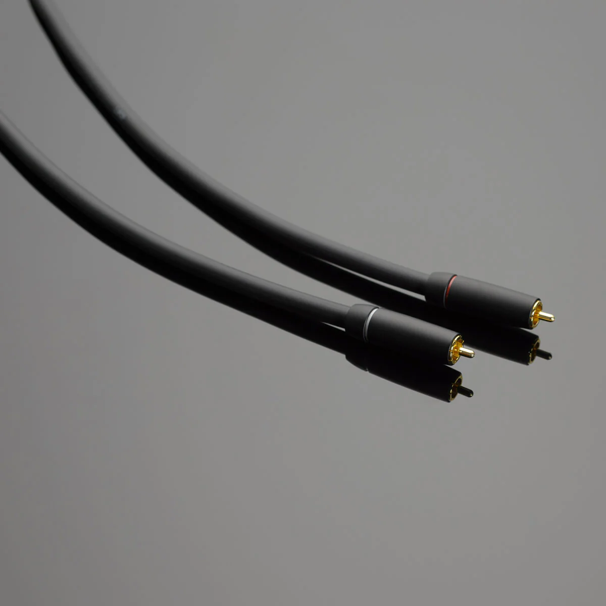 Transparent Plus RCA Interconnect - Image 8